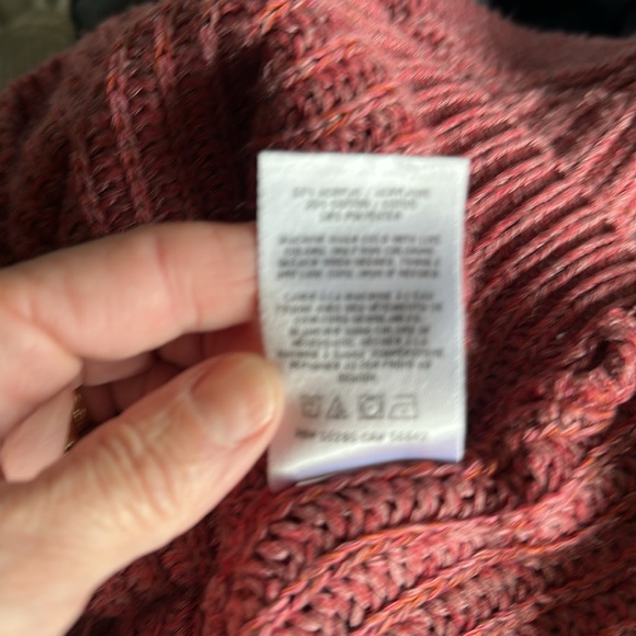 2/$20 EXPRESS Cropped Red-Pink Crew Neck Sweater Textured Knit Open Back Sz Med - Picture 7 of 9